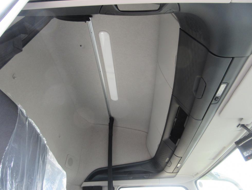 三菱 トラクター 大型  2RGーFP84VDR 17枚目