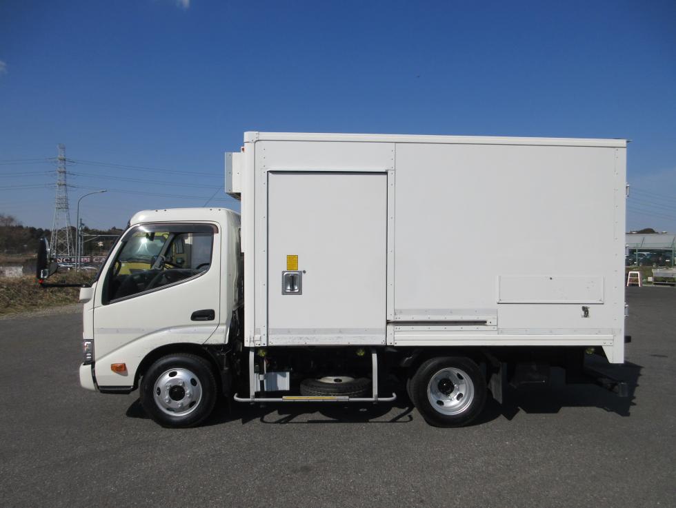 日野 冷凍・保冷 小型 平成30年7月 ◆商談中◆　TPGーXZU605M 4枚目