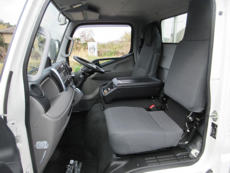 三菱 その他 小型 令和6年12月 2RGーFDA50 15枚目